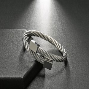 Pulsera de alambre
